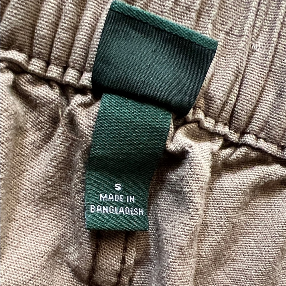 Women’s Size Small Tan Cargo Pants - Picture 5 of 8